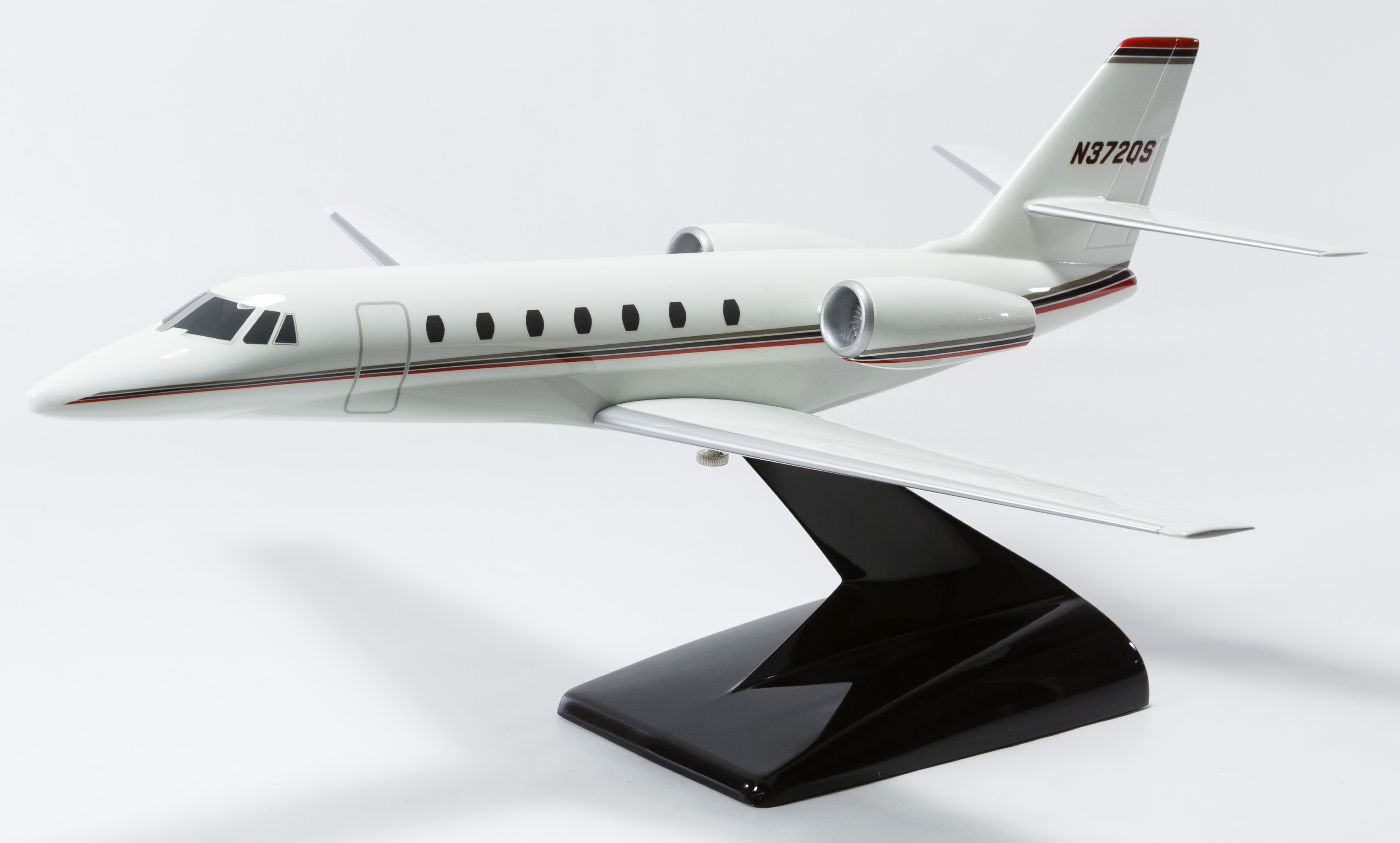 Lot 118 NetJet PacMin Airplane Desk Model Leonard Auction Sale 218