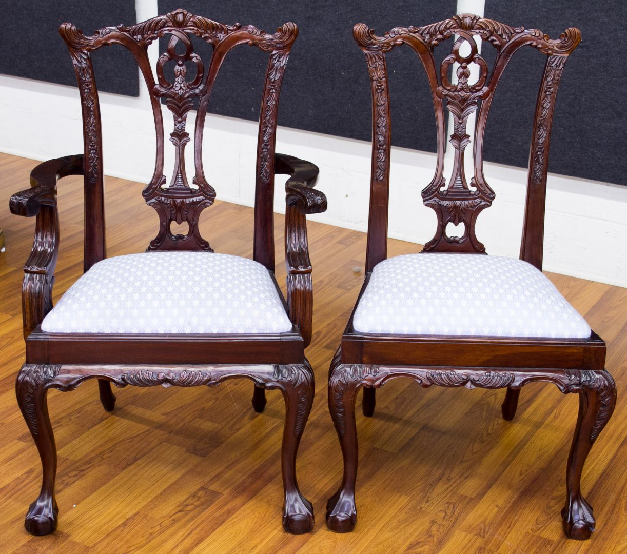Lot 81 Chippendale Style Mahogany Dining Room Table and Chairs by