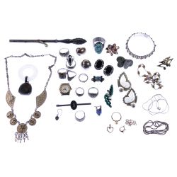 14k Gold, Sterling Silver and European Silver (800) Jewelry Assortment