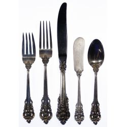 Wallace "Grande Baroque" Sterling Silver Flatware Service for Twelve