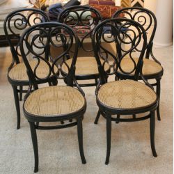 Set of Five Thonet "CAFÉ DAUM" Model Bentwood Chairs, circa 1886-1921