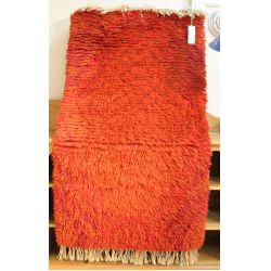 Scandinavian Rya shag pile 24w x 43L Hooked Rug with Varigated red/orange patter