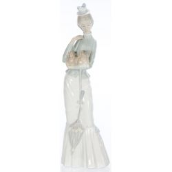 Lladro "Walk With The Dog" #4893 Retired Glazed Finish with original box
