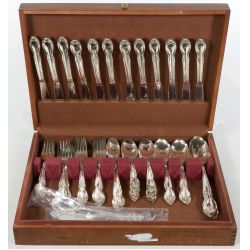 Wm. Rogers Silver Plate Service for (12) "Precious Mirror - 1944" Flatware Set