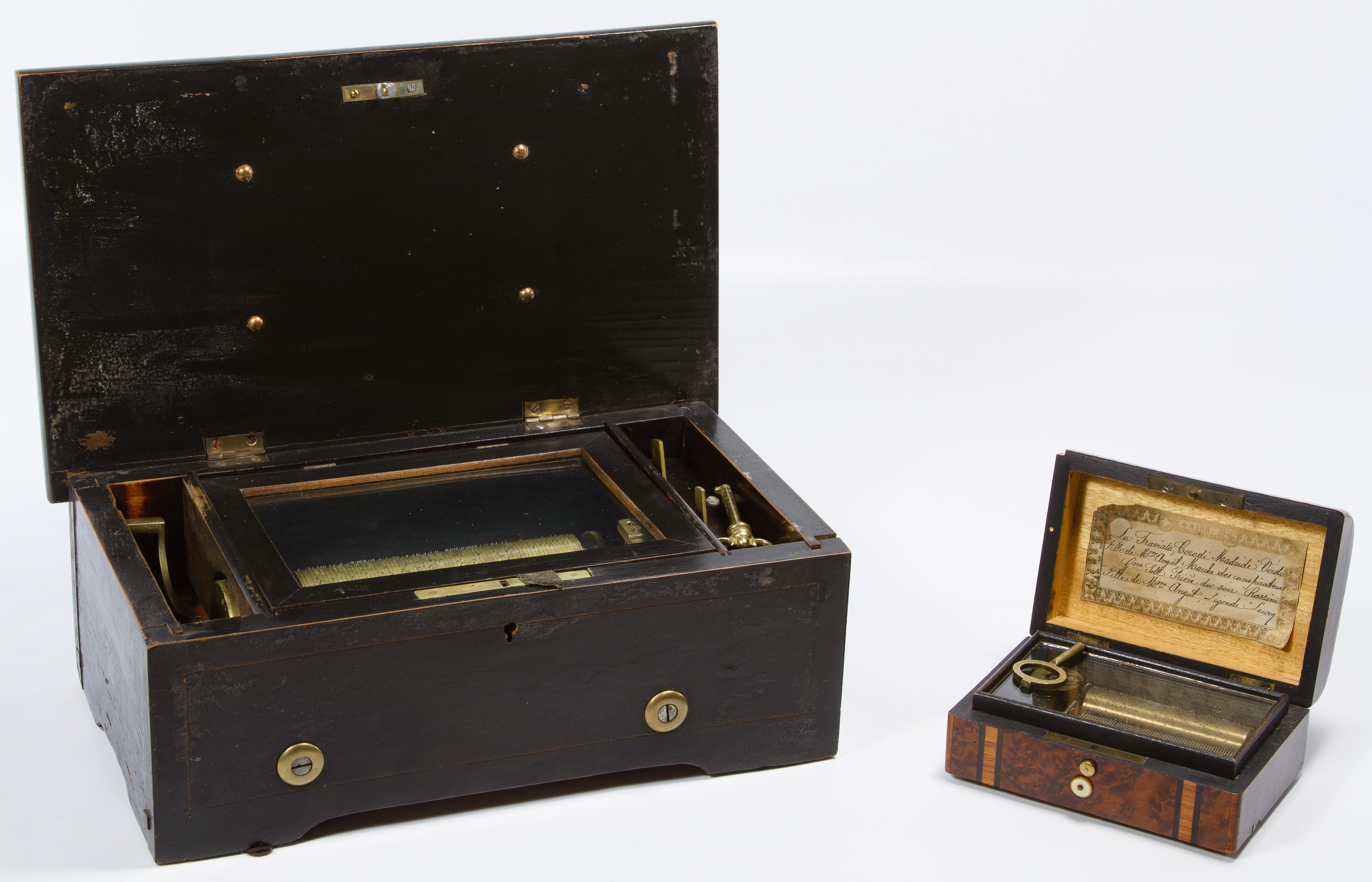 Victorian Music Boxes Aug 21, 2016 Leonard Auction, Inc. in IL