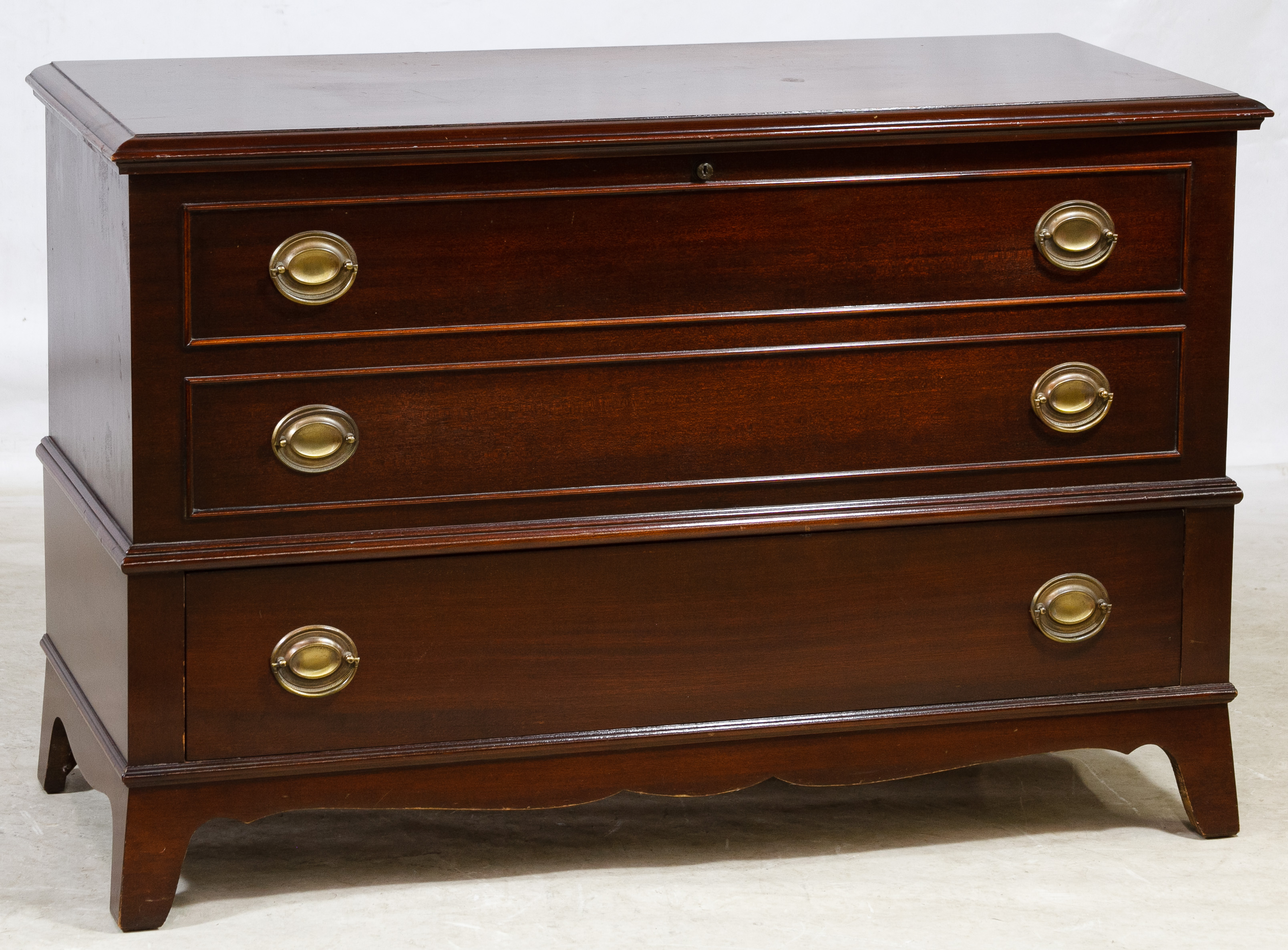 Federal Style Mahogany Cedar Chest by Lane