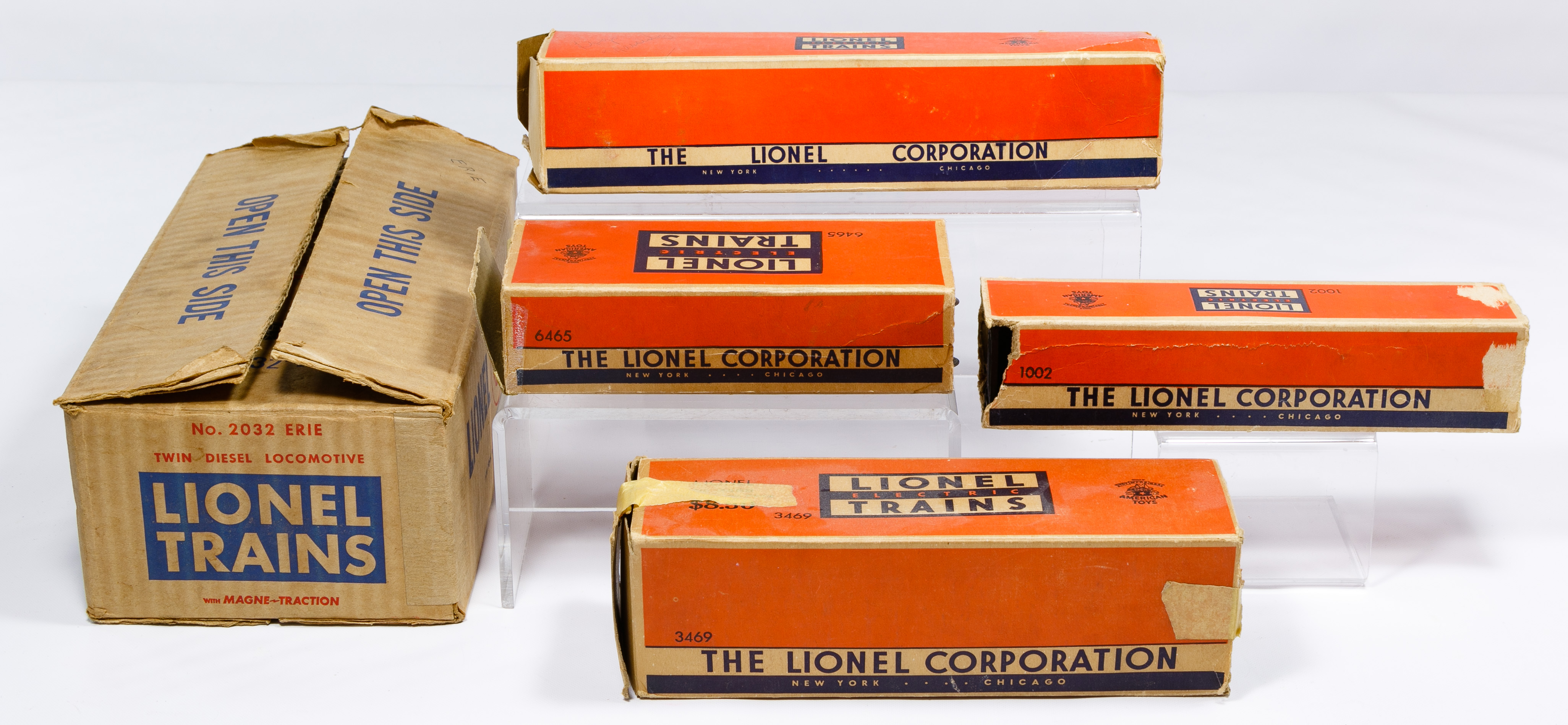 Lionel O27 Gauge Model Train Assortment