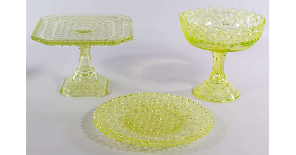 Lot 381 Vaseline Glass Assortment Leonard Auction Sale 209