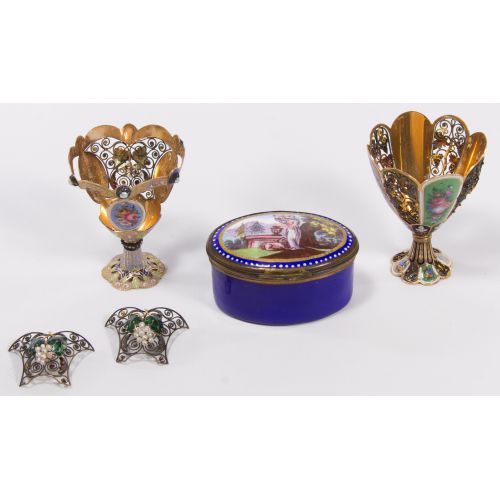 Battersea Snuff Box and Egg Cup Assortment